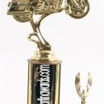 Black Single Column Road Motorcycle With 1 Eagle Trophy 1