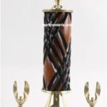 Wood Single Column Horseshoe With 2 Eagles Trophy 1