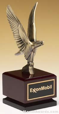 Eagle Award – Bronze Eagle on Mahogany and Black Finished Hardwood Base 1